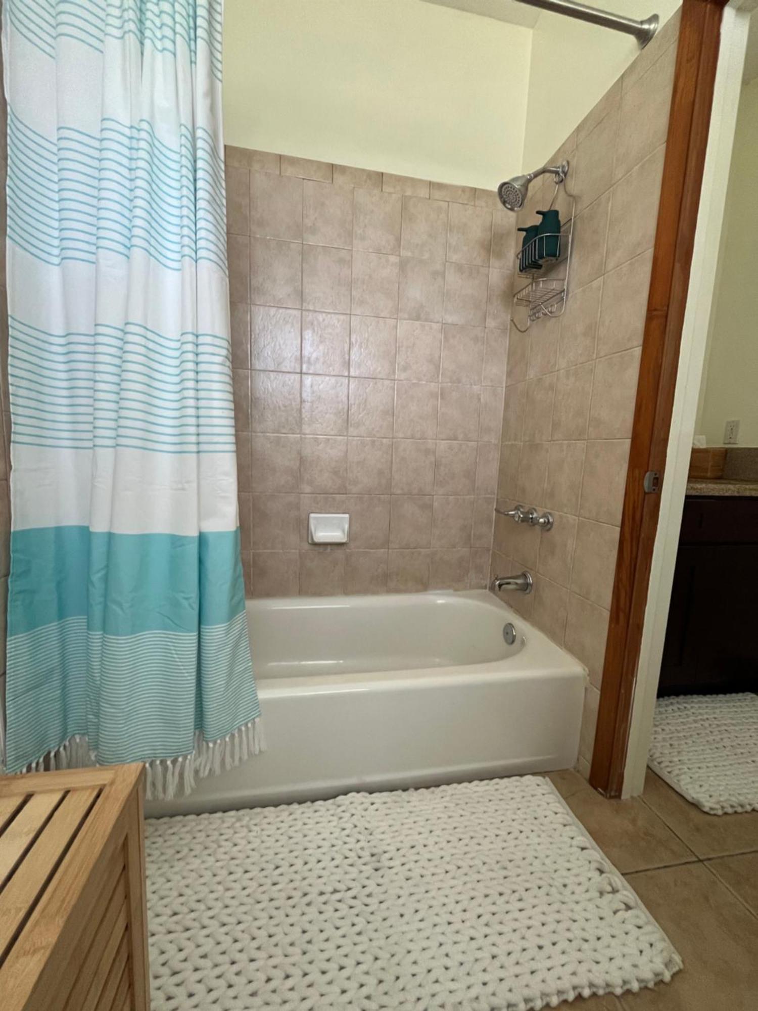 Island Serenity Apartment Freeport